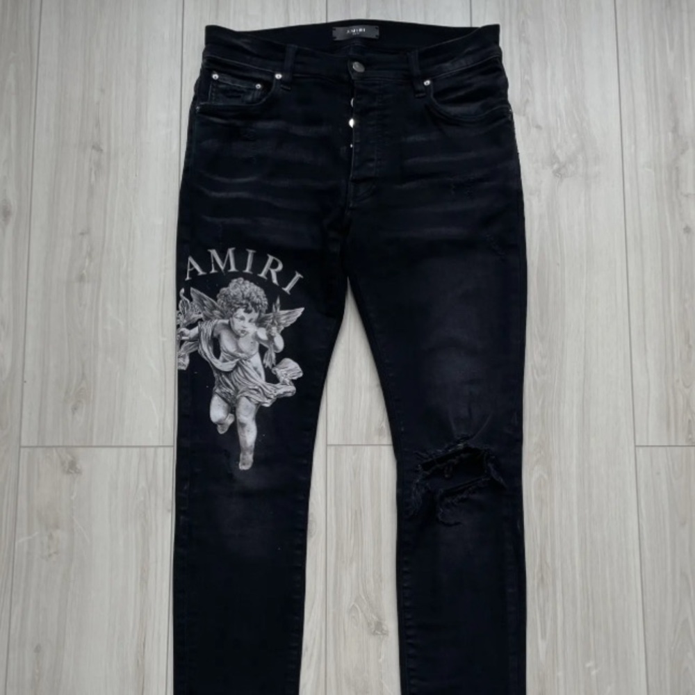 DESIGNER JEANS BEST OFFER